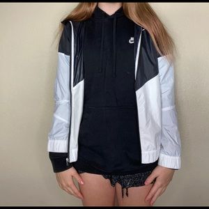 Nike windbreaker